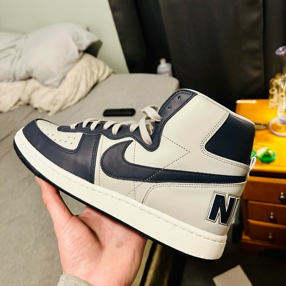 Nike: Terminator High Georgetown (USM11) (BRAND NEW!) - Picture 2 of 4